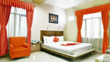 Laptop workspace, free WiFi