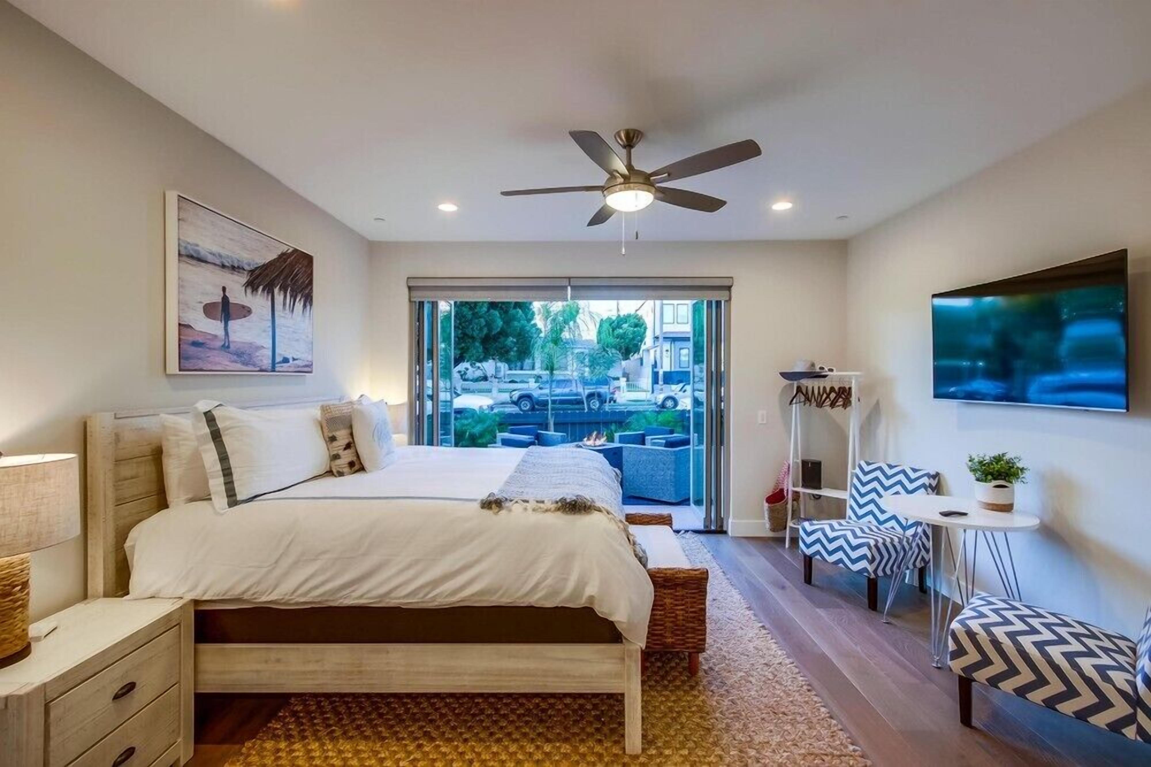 5 bedrooms, desk, iron/ironing board, free WiFi