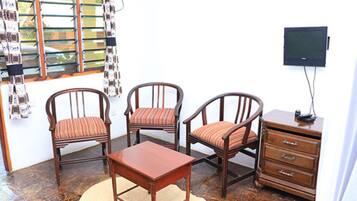 Apartment, 1 Bedroom | 1 bedroom, memory foam beds, desk, blackout drapes