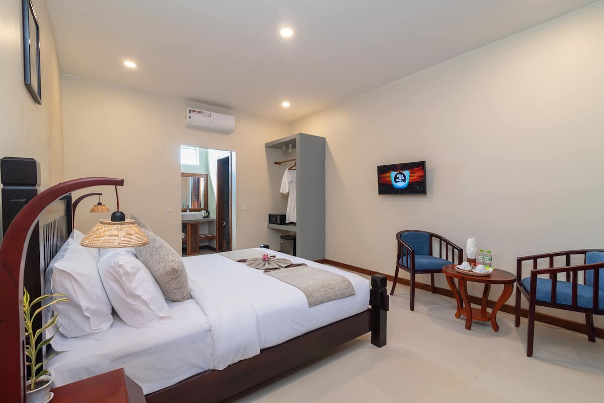 1 bedroom, minibar, in-room safe, desk