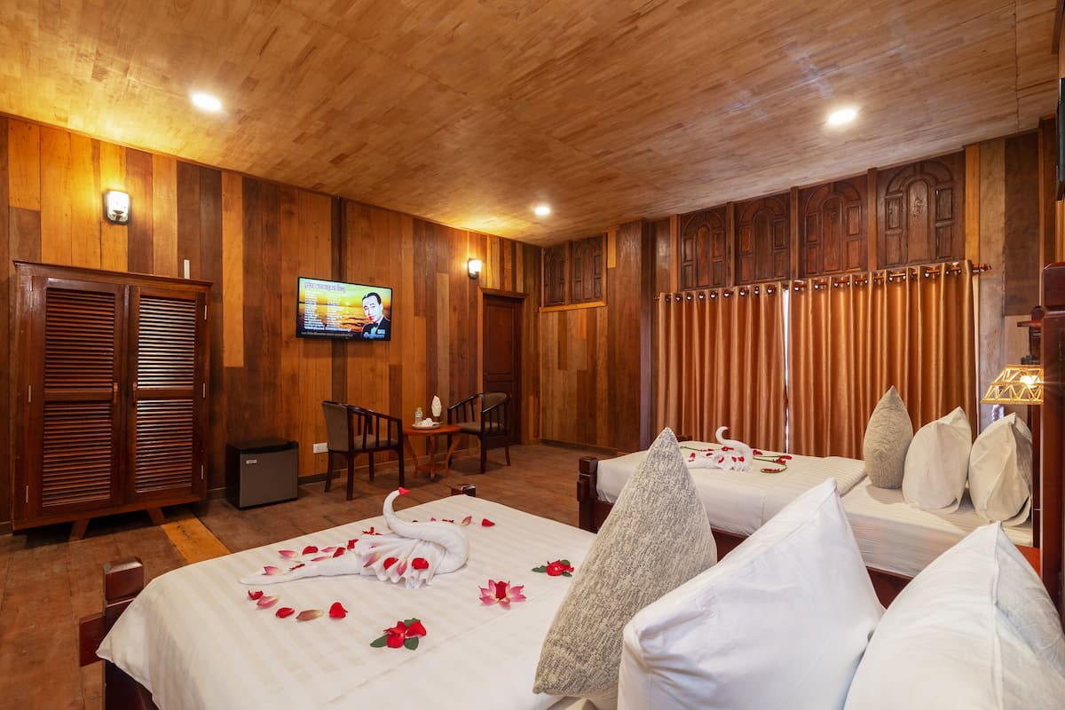 Family Triple Room, Balcony, Pool View | 1 bedroom, minibar, in-room safe, desk