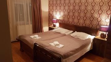 Soundproofing, free WiFi, bed sheets