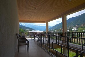 Balcony - Hotel Mestia Residence (Mestia)