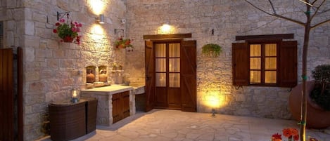 Traditional Apartment (The House of Zoiro) | Terrace/patio