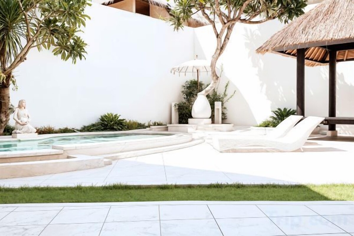 331 - Three-Bedroom Villa, 3 Beds