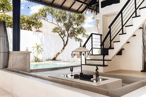 Televisión de pantalla plana de 40 pulgadas con canales por cable