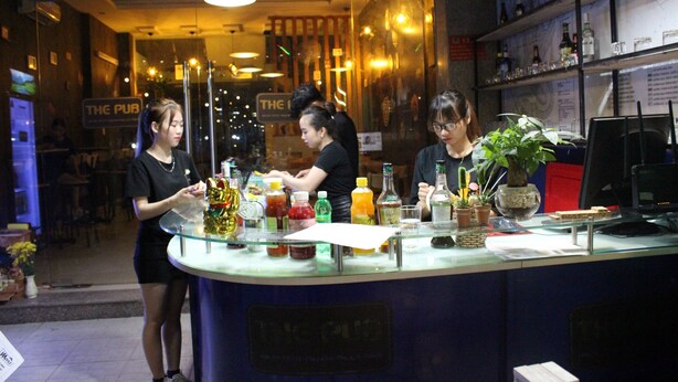 Bar (on property) - The Pub Homestay (Ho Chi Minh City)