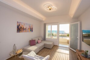 아파트, 침실 1개 | 거실 공간 | 디지털 채널 시청이 가능한 42인치 평면 TV, TV