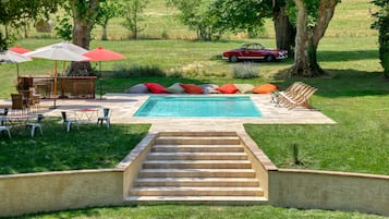 Piscine extérieure (ouverte en saison)