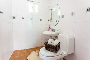 Bathroom - Jungfrau Pension (Pyeongchang)
