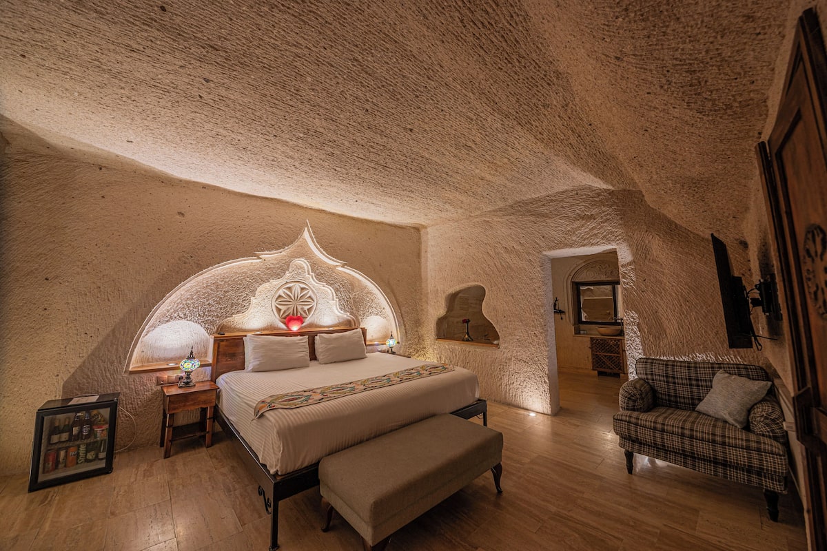 Elite Room