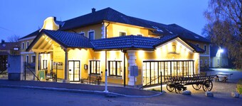 Double room - Perbersdorfer Heuriger-Hotel