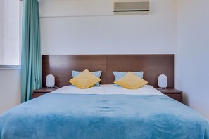 2 bedrooms, iron/ironing board, free WiFi, bed sheets - Sunset Apartment - Vilamoura Center (Vilamoura)
