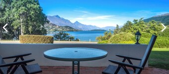 The best Queenstown accommodation offering lake and mountain views.