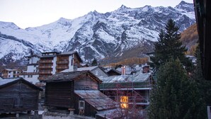 Unclassified image, 5 of 10, button - Triplex Ferienwohnung (Saas-Fee)