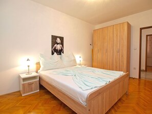 4 bedrooms, Internet