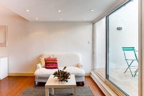 Apartment, 2 Bedrooms, Terrace | Living room - Apartment Terrace in the Heart of Lisbon (Lisbon)