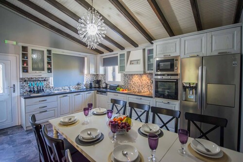 Villa Ζapphira Peritheia Corfu