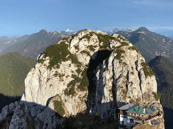 Imagen sin descripción, 1 de 27, botón