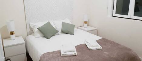 2 habitaciones, cortinas blackout y insonorización