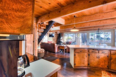Enchanting Chamberlands Cabin