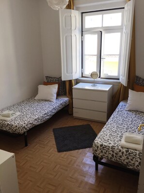 Apartment, 4 Bedrooms | Free cribs/infant beds, free WiFi - Typical Portuguese Apartment Beautiful View (Lisbon)