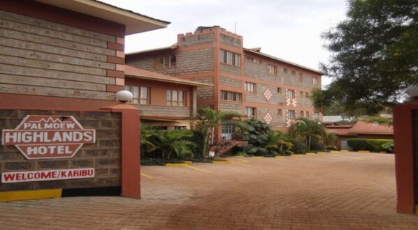 Fachada da propriedade