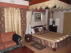 Deluxe Room | Memory foam beds, desk, blackout drapes, free WiFi
