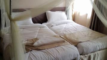 Escritorio, wifi gratis y ropa de cama