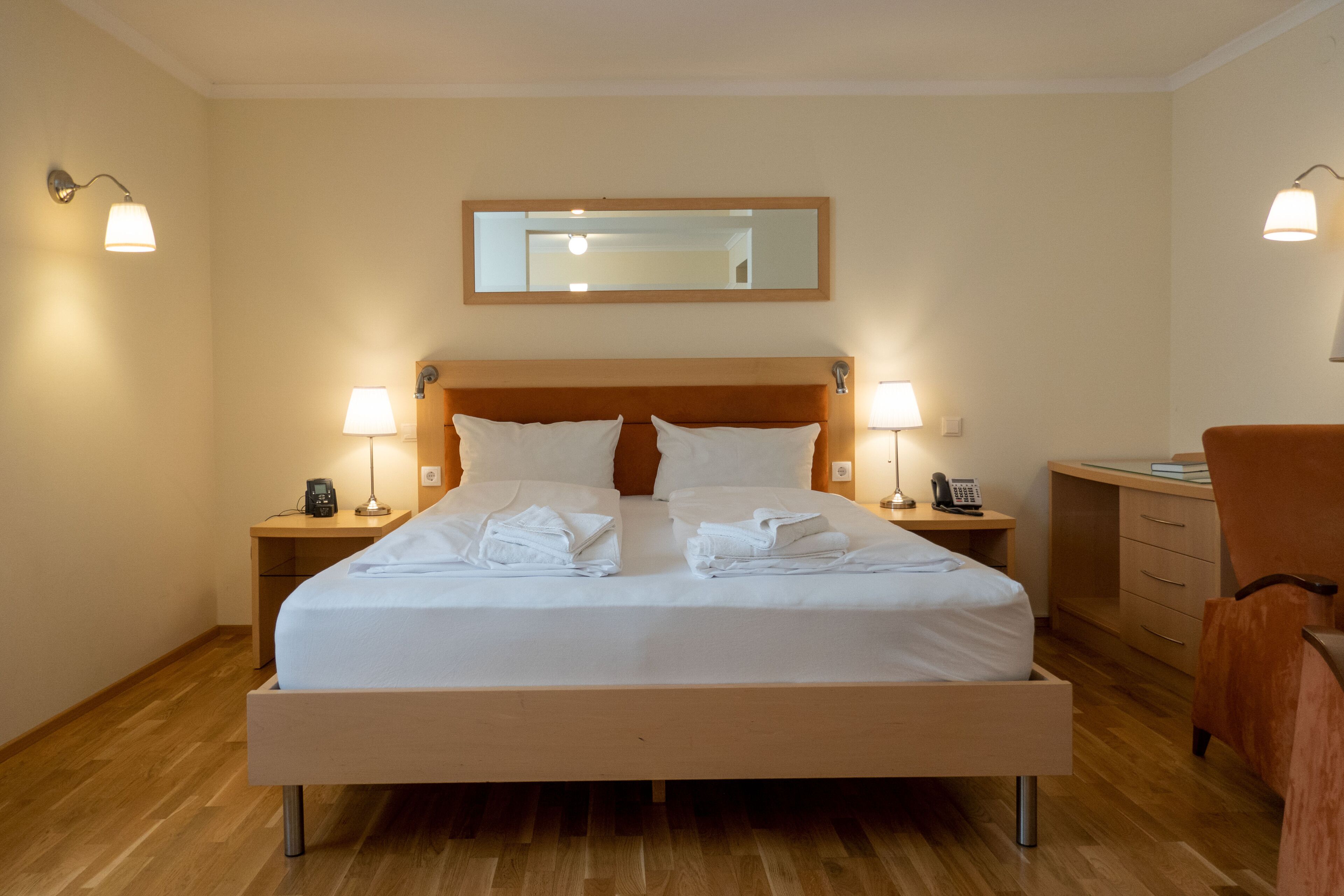 Deluxe Double or Twin Room | Egyptian cotton sheets, premium bedding, pillowtop beds