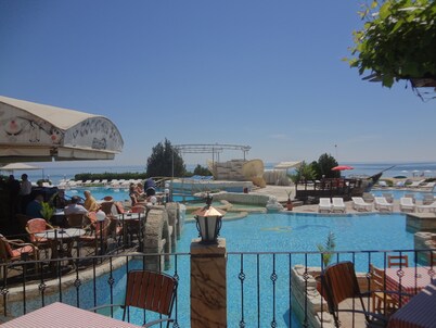 ซี วิว เรนทัล ฟรอนท์ บีช