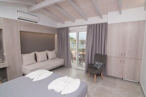 Monolocale Superior, vista mare | Una cassaforte in camera, una scrivania, insonorizzazione