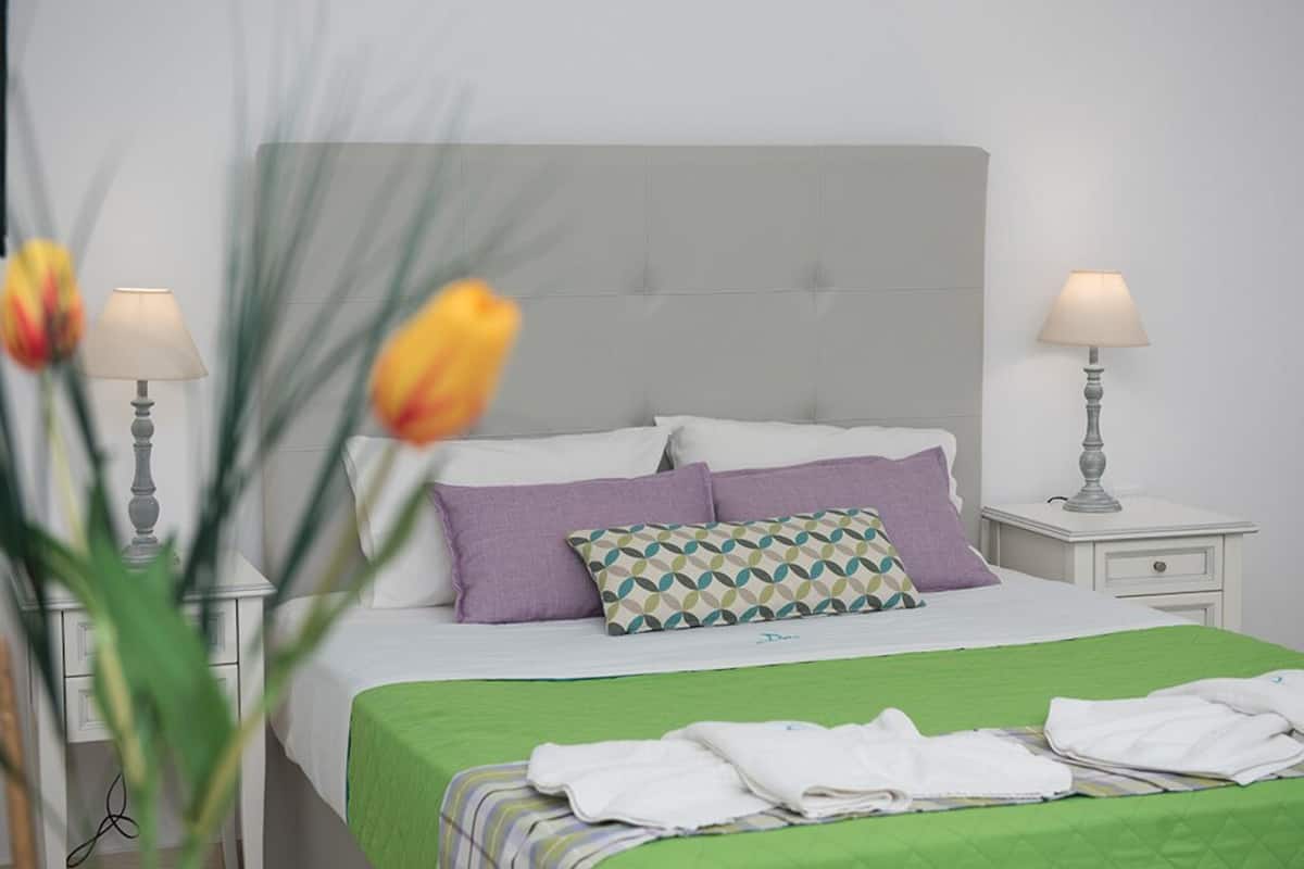 1 bedroom, in-room safe, desk, soundproofing