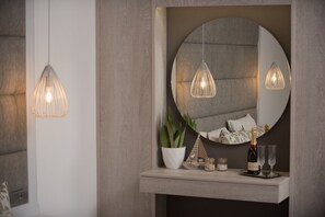 Superior Studio, Sea View | In-room safe, desk, soundproofing, iron/ironing board - Dora Apartments (Malevizi)