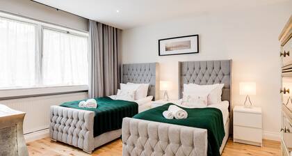 4-bedroom Villa on Marble Arch