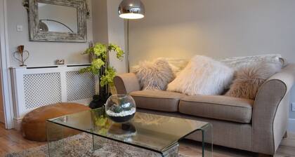 Charming 1 Bedroom Home in Parsons Green