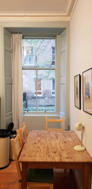 Apartamento (3 Bedrooms) | 3 dormitorios y espacio para trabajar con un portátil
