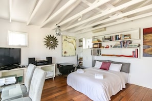 Studio (0 Bedroom) | Premium bedding, desk, laptop workspace, iron/ironing board