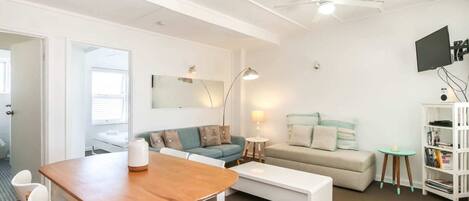 Apartment (1 Bedroom) | Living room | TV