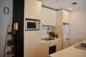 Apartment (1 Bedroom) | Private kitchen