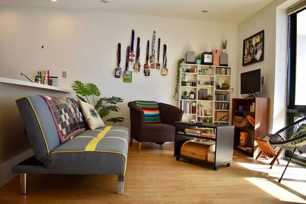 Apartment (1 Bedroom) | Living room