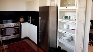 Unclassified image, 5 of 9, button - Spacious 2 Bedroom Townhouse In Southport (Southport)