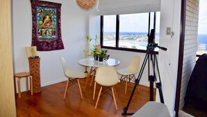 Lägenhet (1 Bedroom) | Restauranger