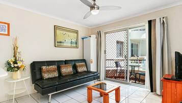 Apartment (1 Bedroom) | Living room | 20-inch TV with digital channels