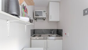 Unclassified image, 4 of 11, button - Studio In Beautiful Georgian Building In Kensington (London)