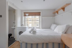 Desk, bed sheets