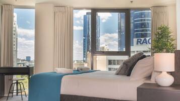 Studio (0 Bedroom) | 1 bedroom, desk, laptop workspace, iron/ironing board