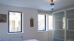 Apartment (3 Bedrooms)