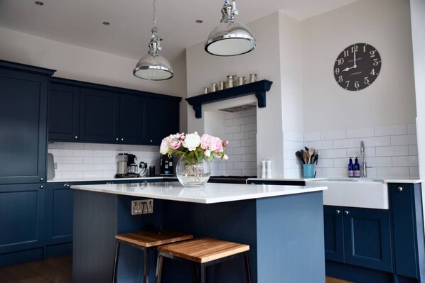 House (2 Bedrooms) | Private kitchen