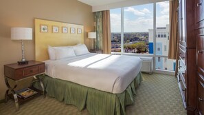 2 bedrooms, in-room safe, iron/ironing board, free WiFi